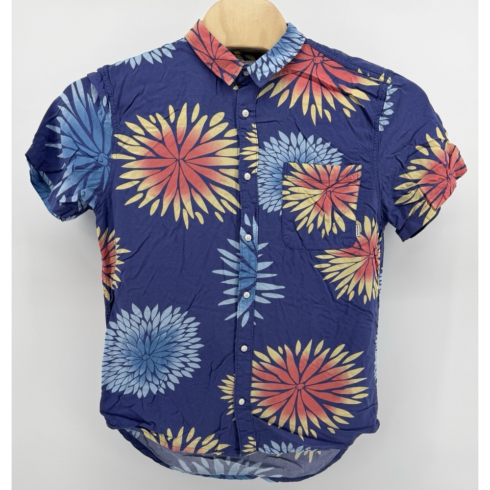 Quicksilver Hawaiian Shirt Men's Size L Rayon Floral Tropical Beach Aloha